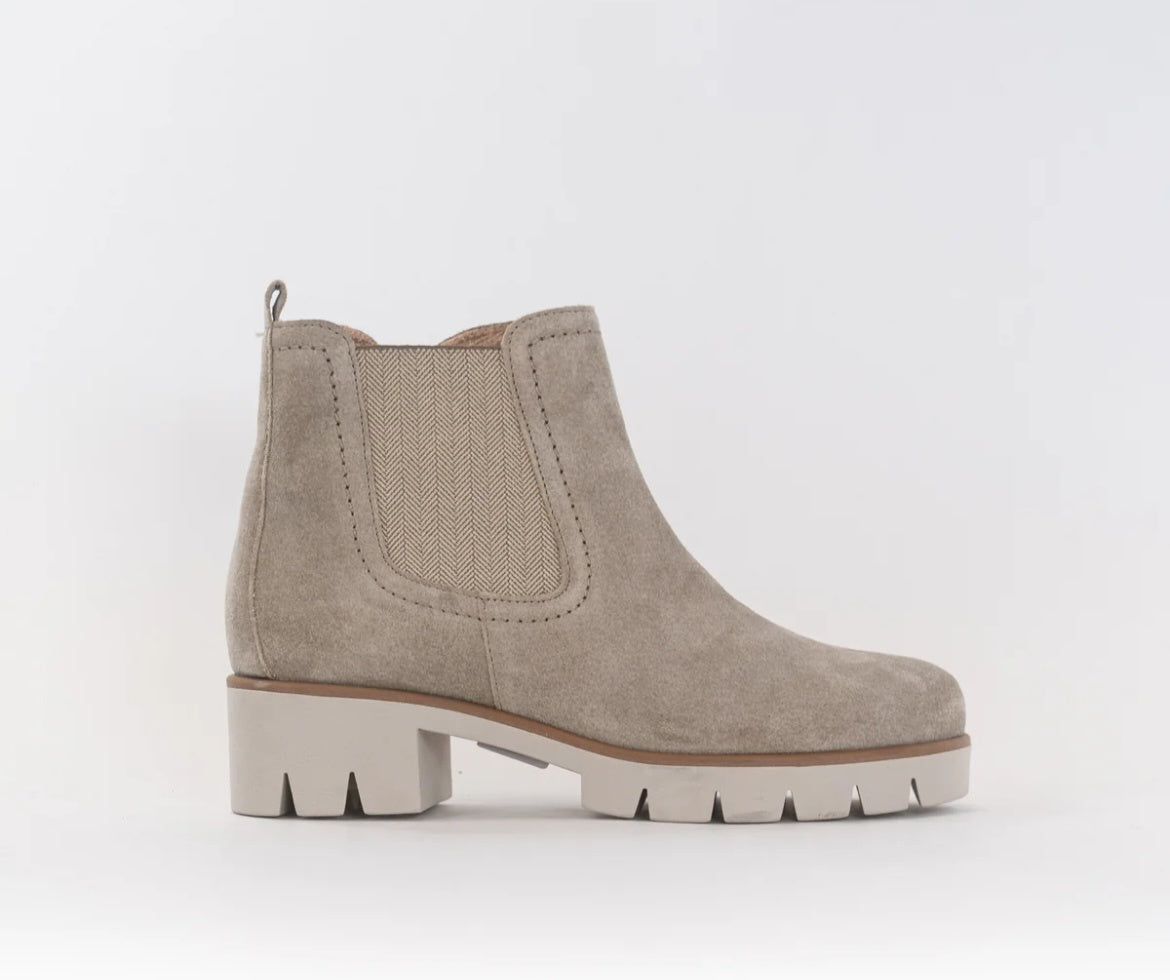 Gabor Shoes Soft Nubuk 57.716.12
