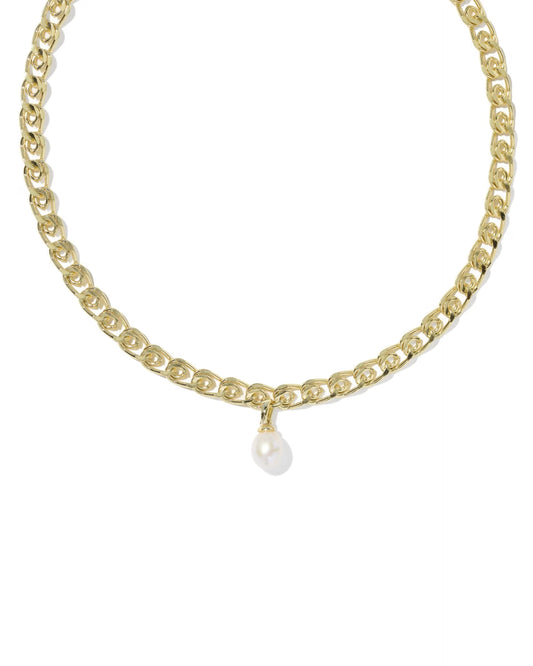 KENDRA SCOTT OAKLAND PEARL SHORT PENDANT NECKLACE