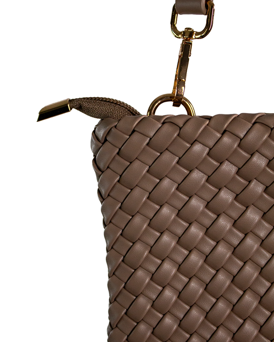 Melie Bianco Daisy Crossbody 8101470626