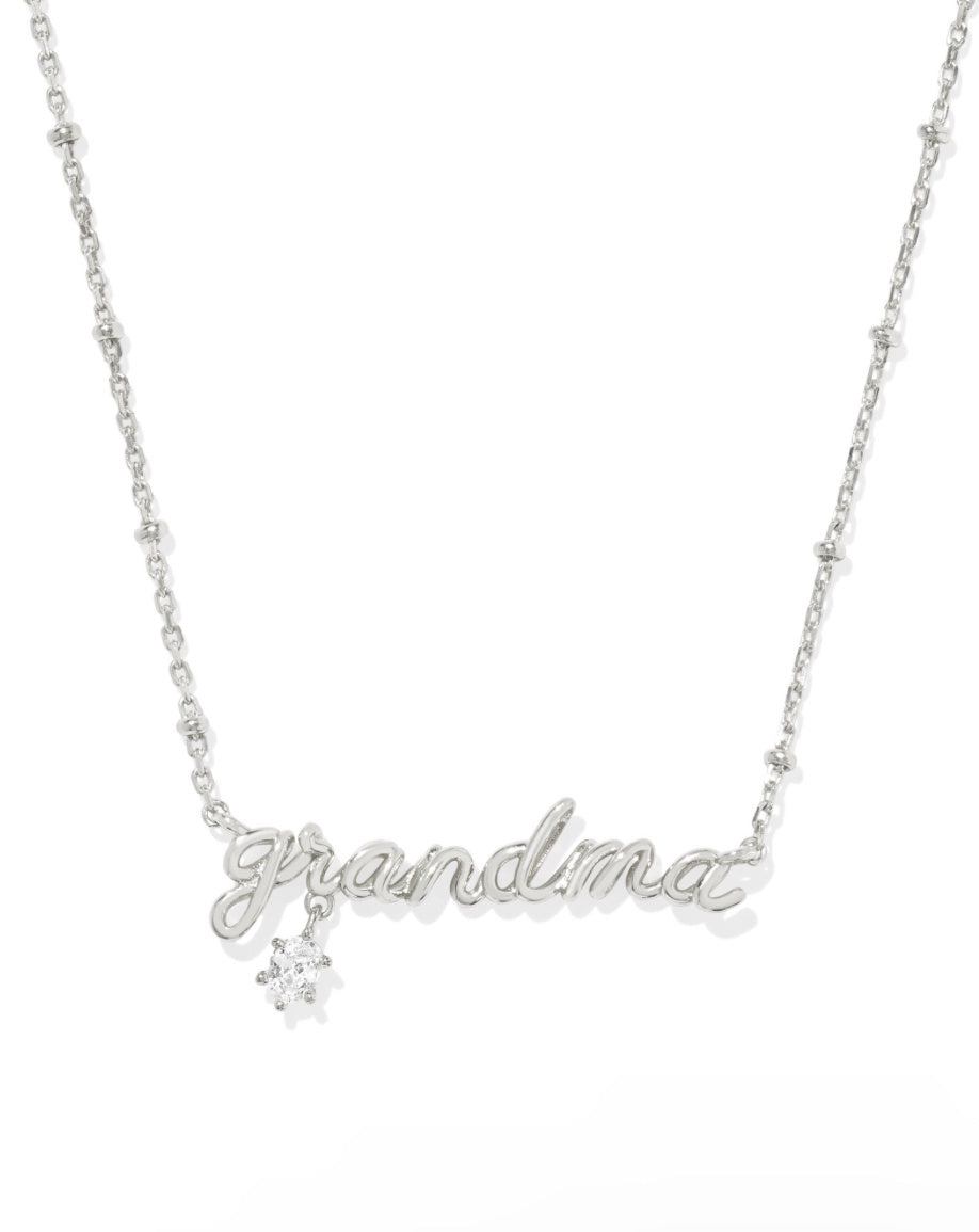 KENDRA SCOTT GRANDMA CRYSTAL SHORT PENDANT NECKLACE