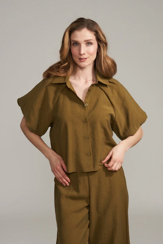 Insight Puff Sleeve Crop Button Up Top BCT5767A