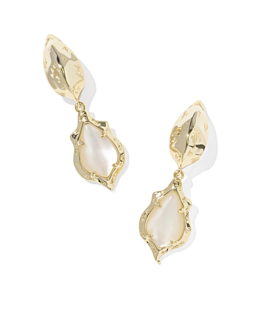 KENDRA SCOTT ADRIANA SCALLOP FRAME HUGGIE EARRINGS