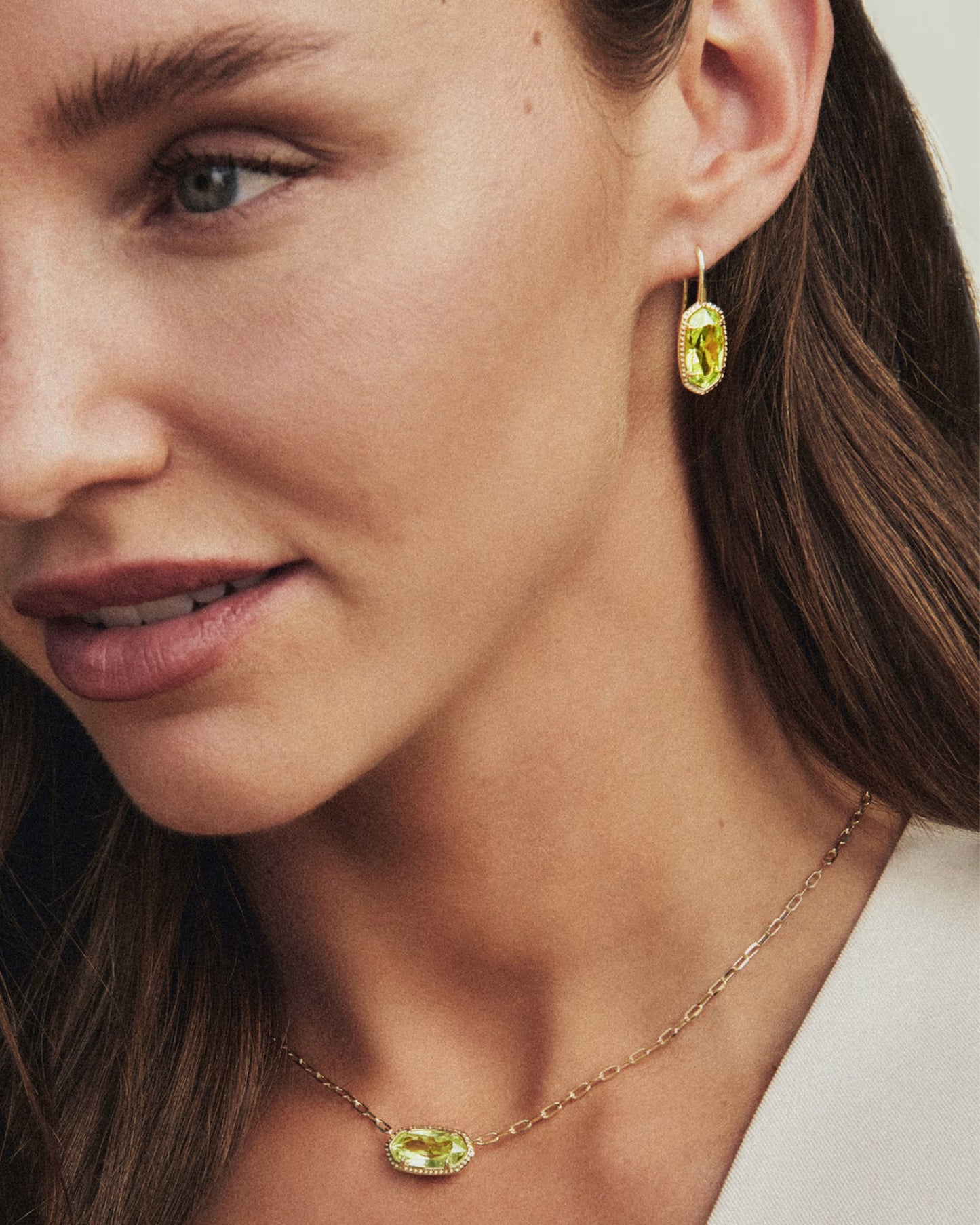 KENDRA SCOTT ELISA LUXE SHORT PENDANT NECKLACE