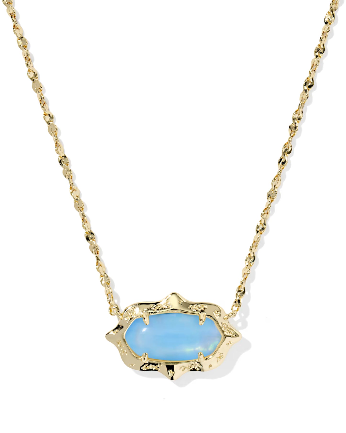 KENDRA SCOTT ELISA SCALLOP FRAME SHORT PENDANT NECKLACE