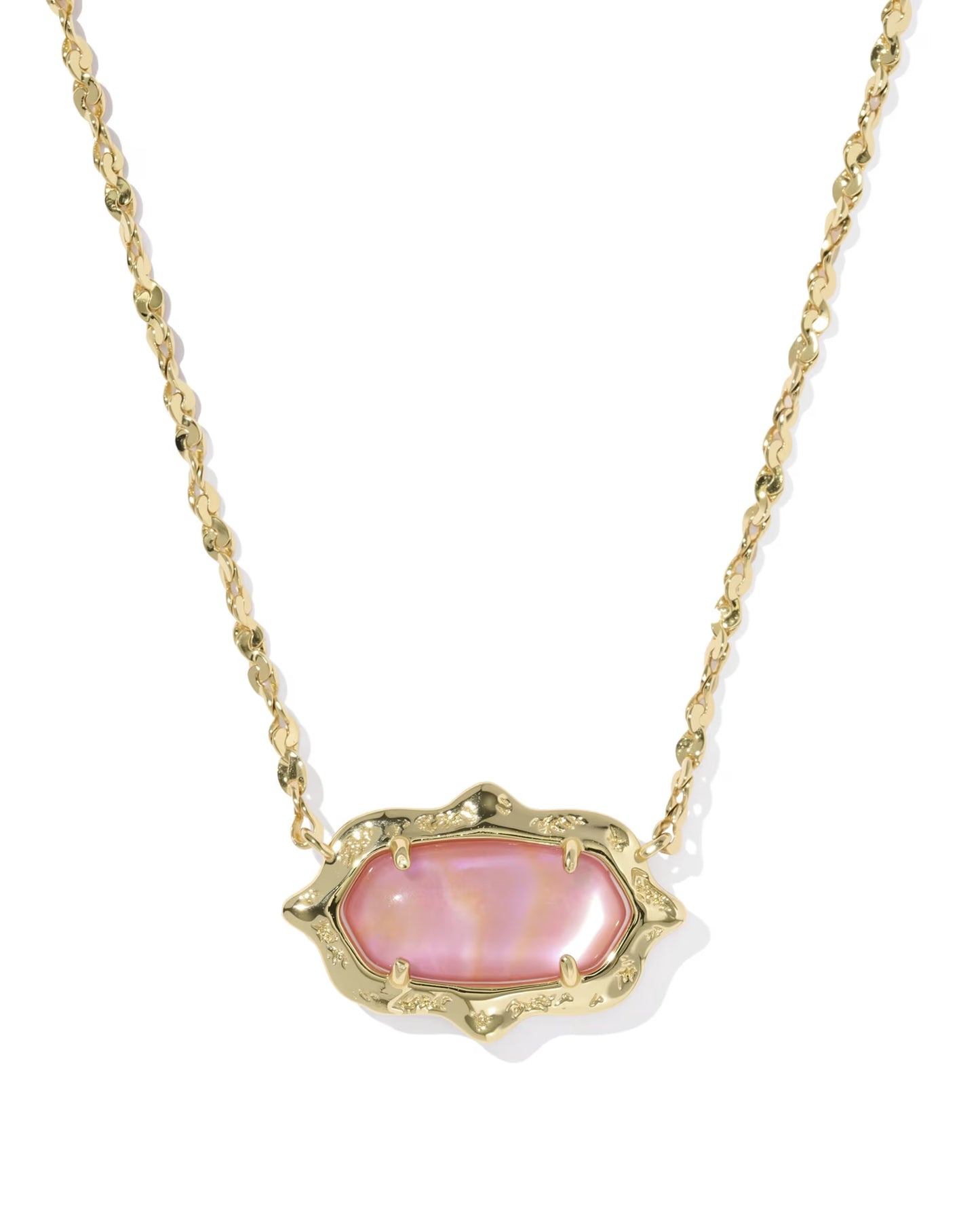 KENDRA SCOTT ELISA SCALLOP FRAME SHORT PENDANT NECKLACE
