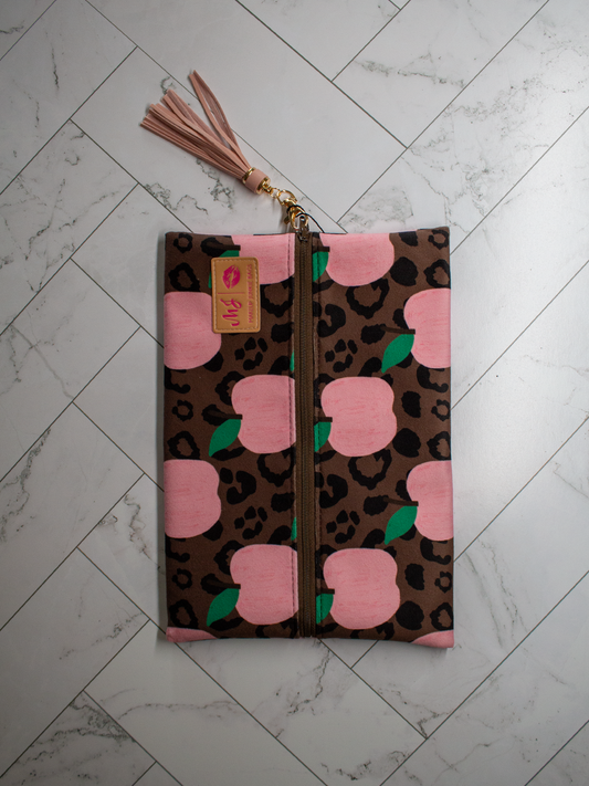 Makeup Junkie the Pink Lady Medium